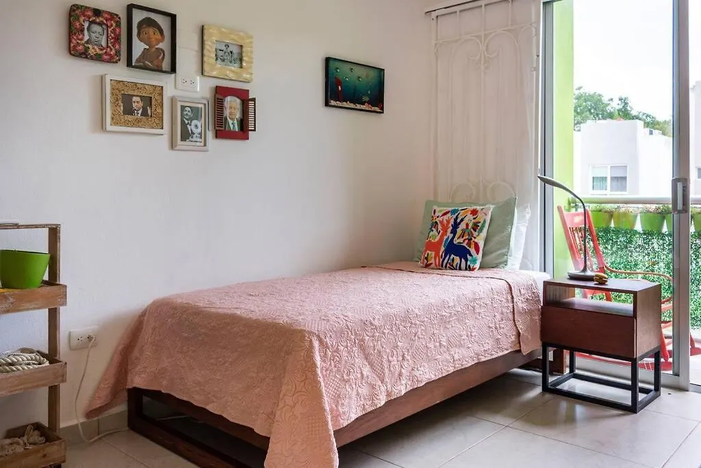 Casa Flor De Mayo - 300Mb Wifi, Dishwasher, Washer, Dryer & Ac Puerto Morelos 0*,  Mexico