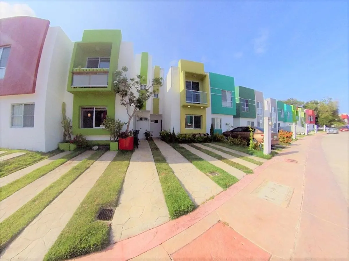 Casa Flor De Mayo - 300Mb Wifi, Dishwasher, Washer, Dryer & Ac Puerto Morelos Feriehus