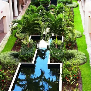 Excellence Riviera Cancun (adults Only) Отель